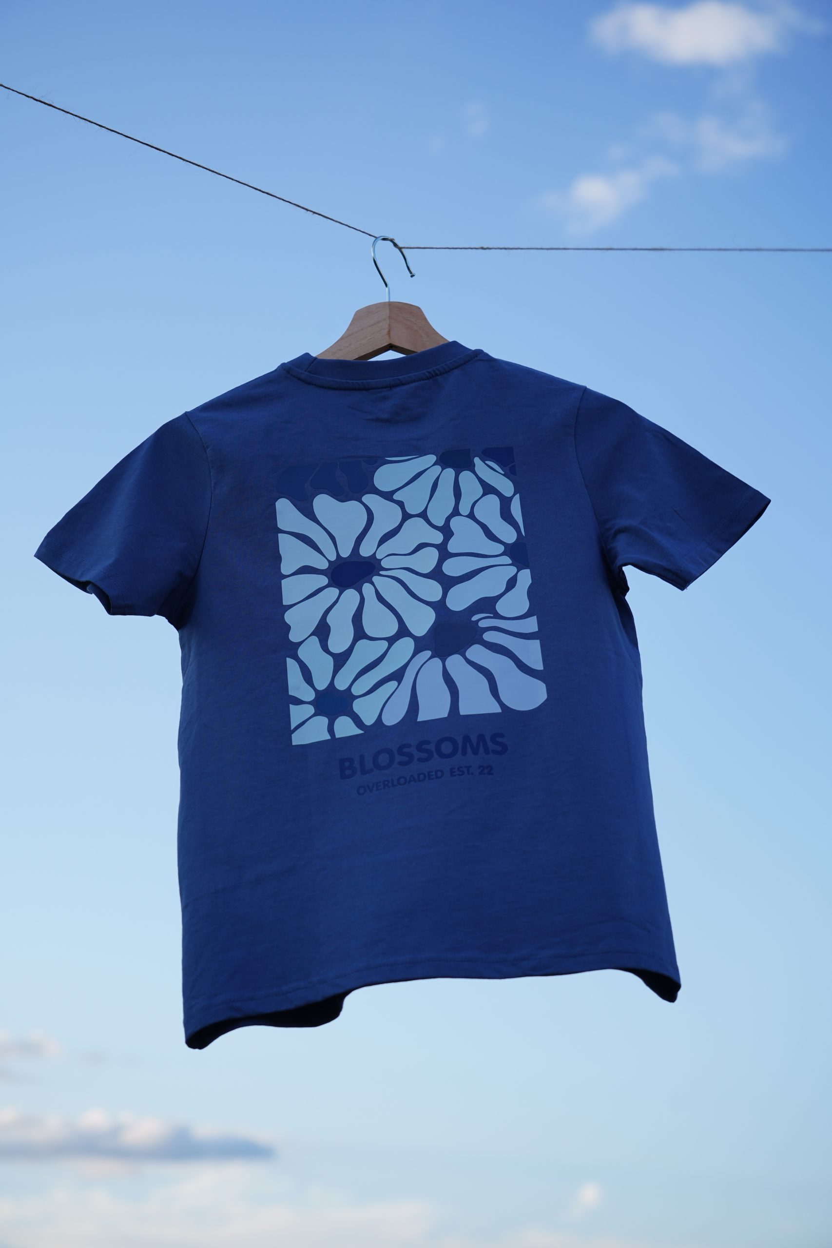 Blossoms Kids Shirt Blau